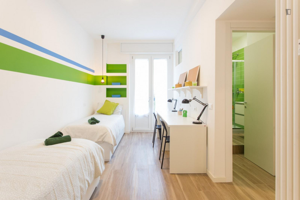 Single bed in a twin bedroom in Lorenteggio - Milan - chambre - ImmoJeune