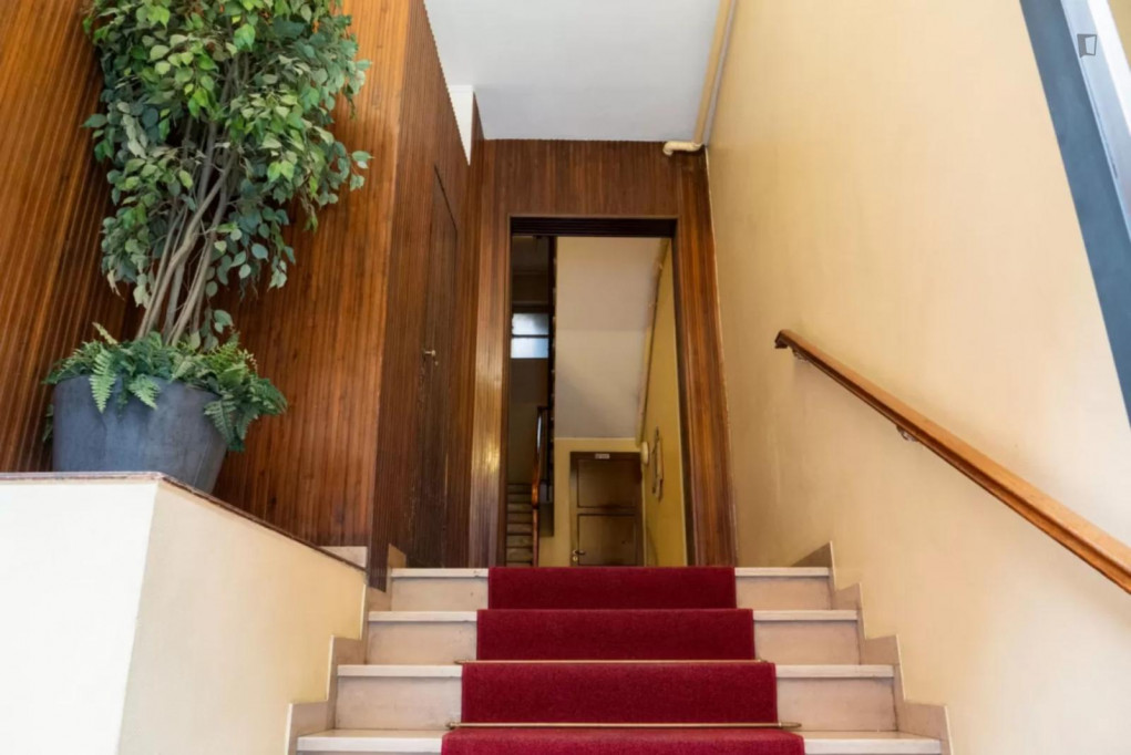 Beautiful 2-bedroom apartment in the centre of Milan