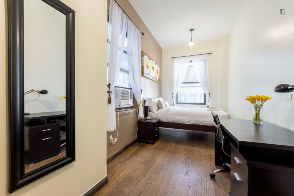 Homely double bedroom in a 2-bedroom apartment near Chrysler Building - New York City - chambre - ImmoJeune