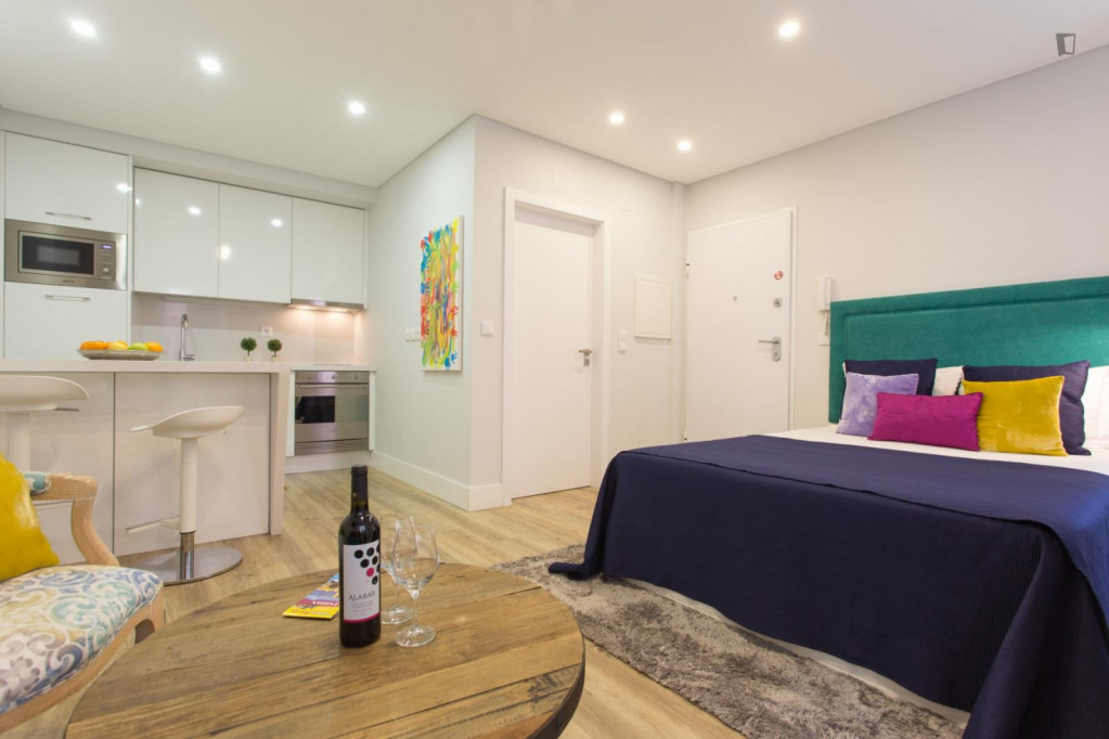 Studio near Elevador da Bica - Lisbonne - chambre - ImmoJeune