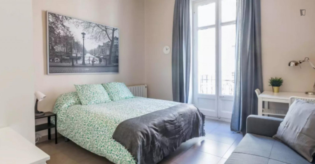 Sublime double bedroom in La Gran Vía - Valence - chambre - ImmoJeune