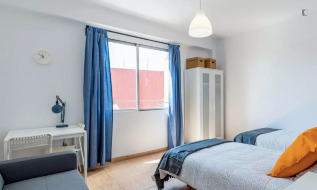 Light twin bedroom in El Cabanyal - Valence - chambre - ImmoJeune