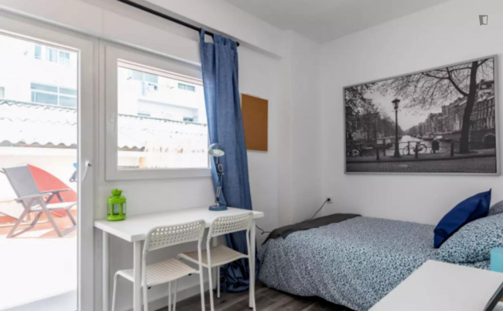 Graceful double bedroom in L'Illa Perduda