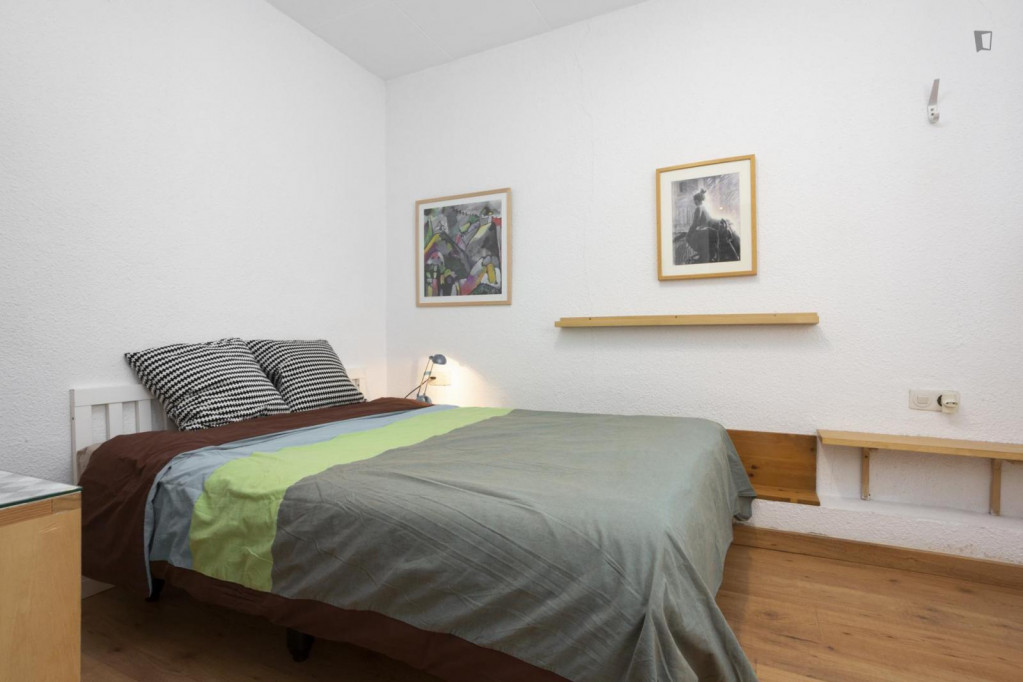 Spacious 2-bedroom flat in El Fort Pienc  - Barcelone - chambre - ImmoJeune