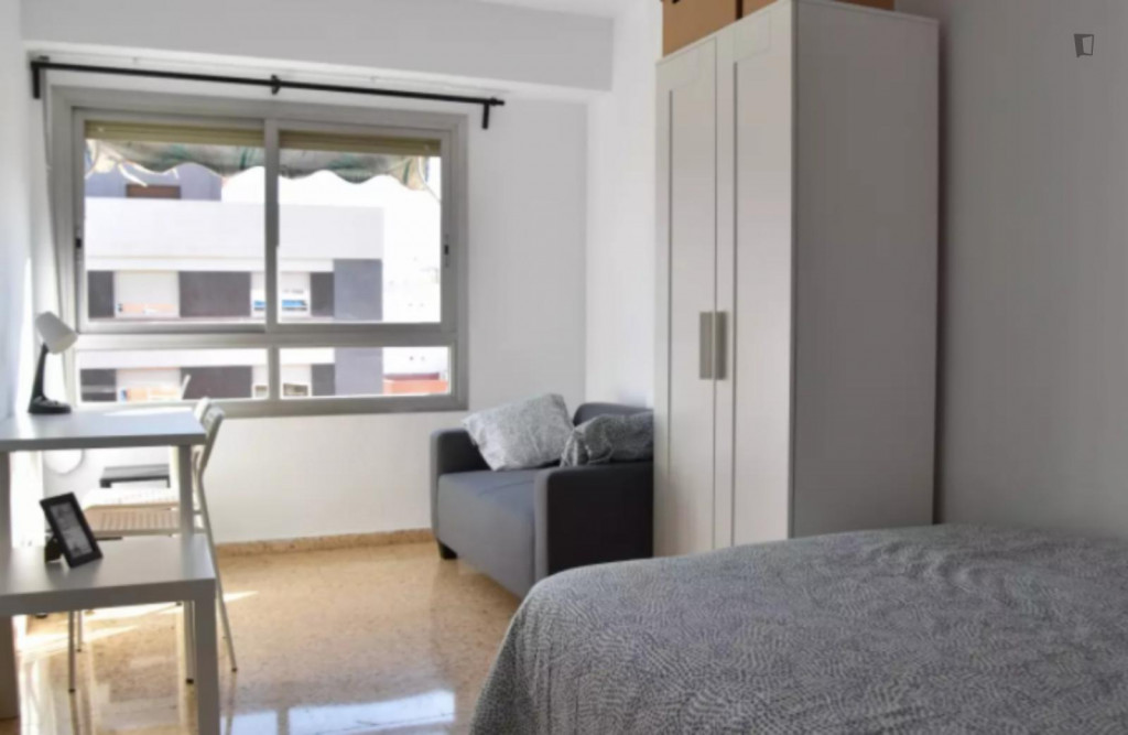 Restful double bedroom in L'Amistat - Valence - chambre - ImmoJeune