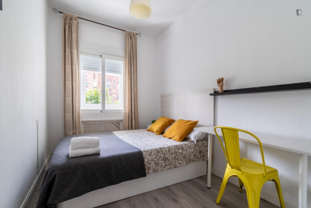 Admirable double bedroom in the Castilla neighbourhood - Madrid - chambre - ImmoJeune