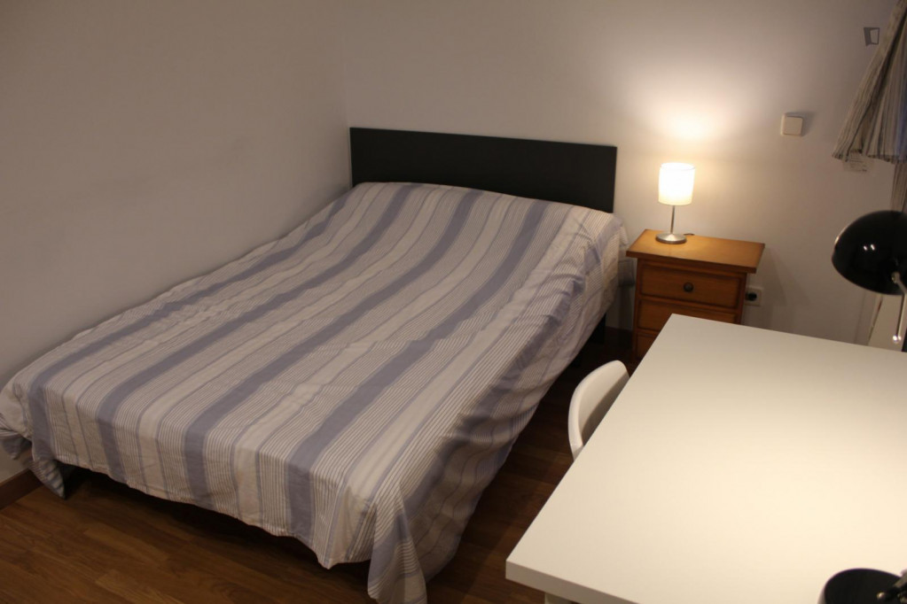 Cool 1-bedroom apartment near Campamento metro station - Madrid - chambre - ImmoJeune