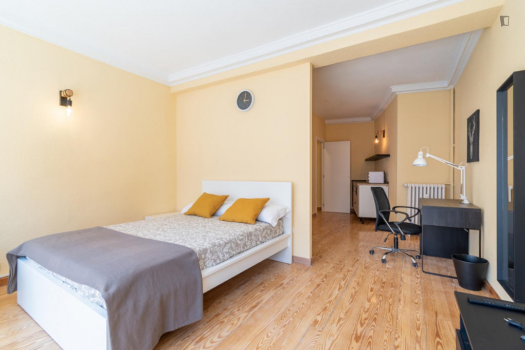 Appealing double bedroom in Prosperidad - Madrid - chambre - ImmoJeune