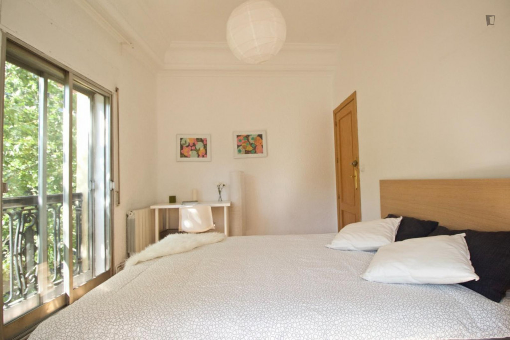 Cute double bedroom near the Palos de la Frontera metro