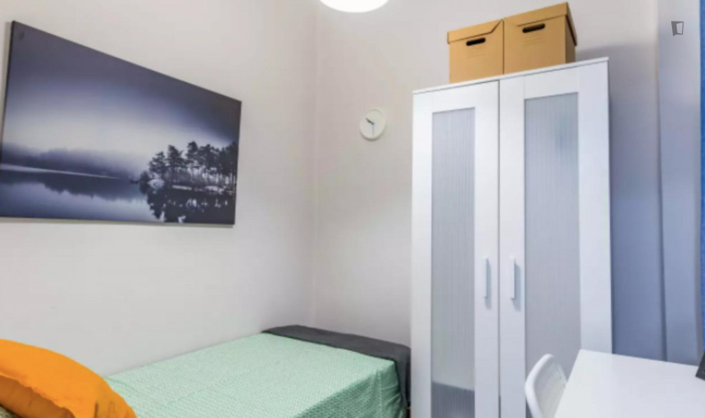 Snug single bedroom in the Ciutat Vella district - Valence - chambre - ImmoJeune