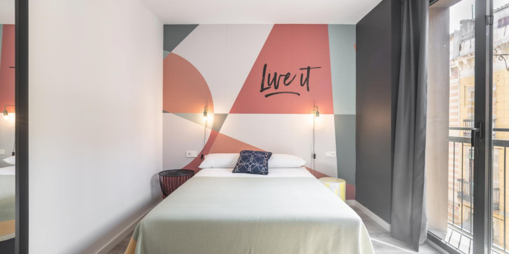 Delightful double bedroom Near Plaça Reial - Barcelone - chambre - ImmoJeune