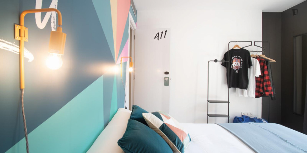 Neat double bedroom in a student flat - Barcelone - chambre - ImmoJeune