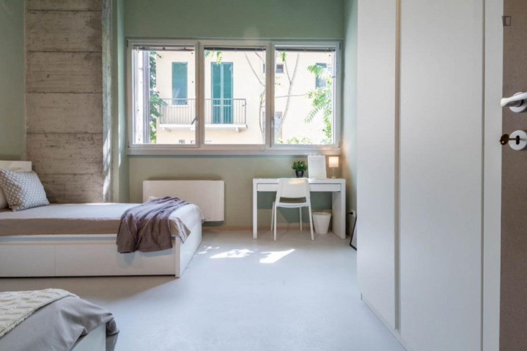 Bed in a lovely twin bedroom near Famagosta Ospedale San Paolo metro station - Milan - chambre - ImmoJeune