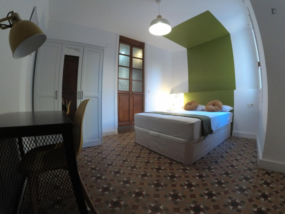 Homely double ensuite bedroom in a student flat, in La Xerea - Valence - chambre - ImmoJeune