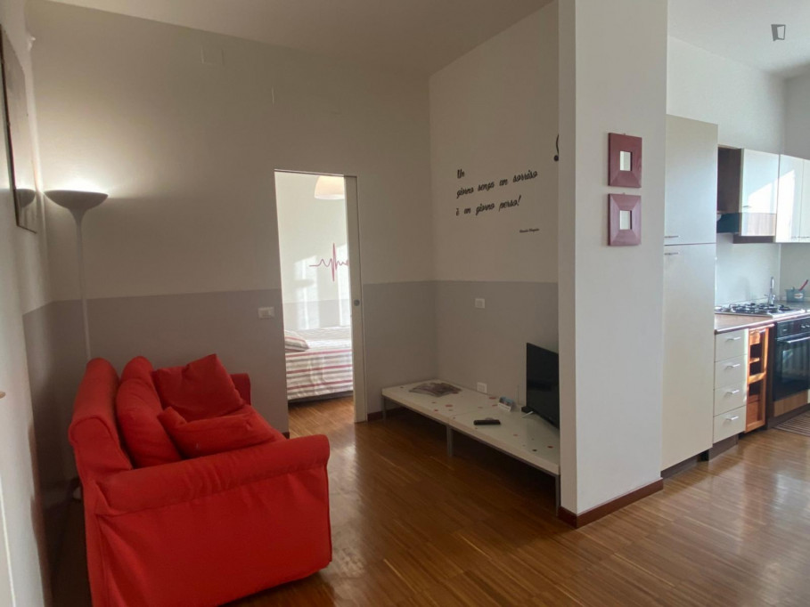 Homely 1-bedroom apartment near the Forlanini train station - Milan - chambre - ImmoJeune