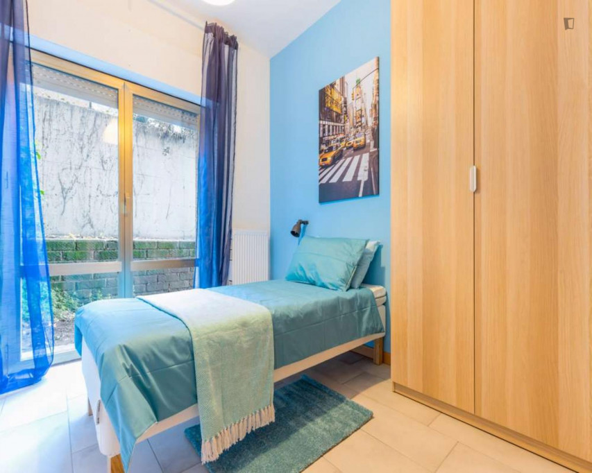 Excellent single bedroom in Mostacciano - Rome - chambre - ImmoJeune
