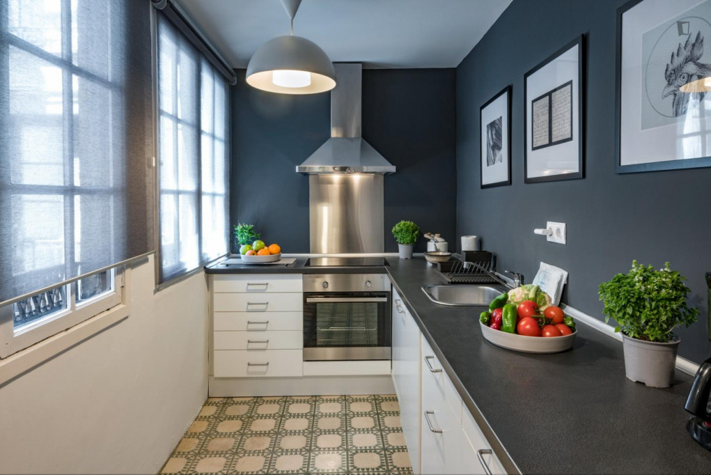 Luxurious 5-bedroom flat near the Liceu metro - Barcelone - chambre - ImmoJeune