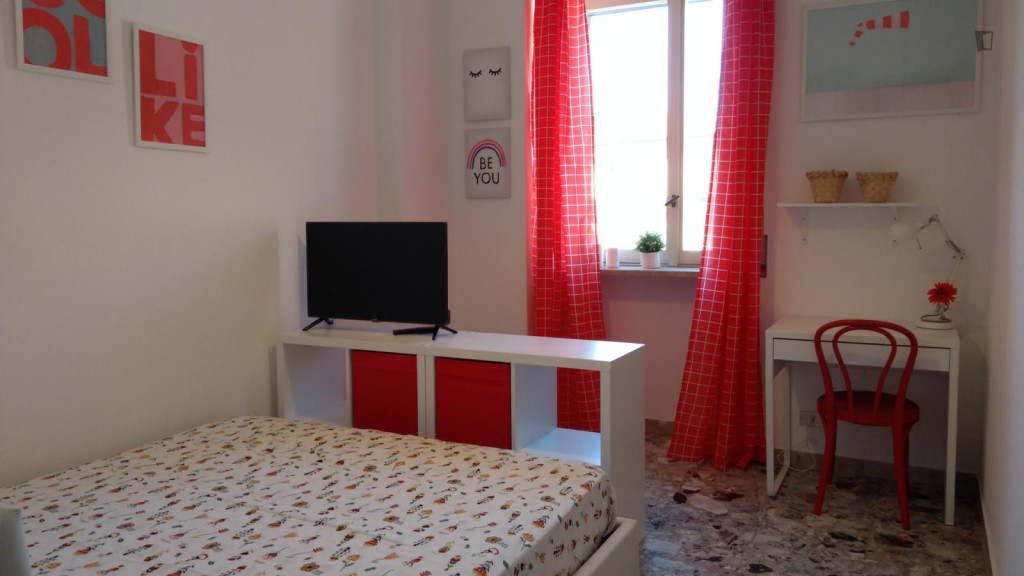 Cute single bedroom near Arco di Porta Ticinese - Milan - chambre - ImmoJeune