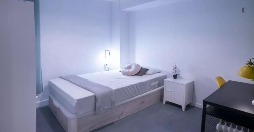 Cozy double bedroom in La Xerea - Valence - chambre - ImmoJeune