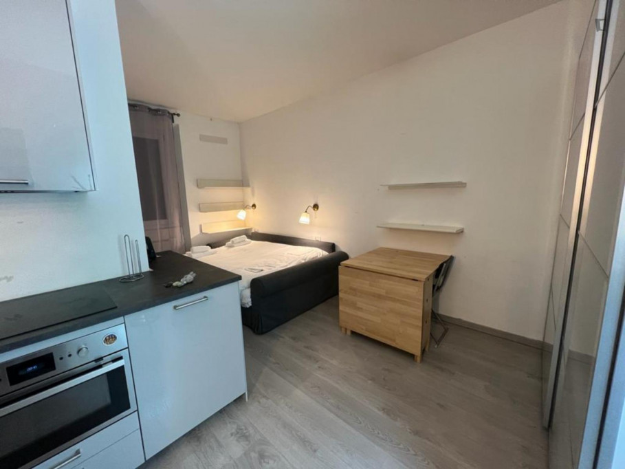 Excellent studio near Università Bocconi - Milan - chambre - ImmoJeune
