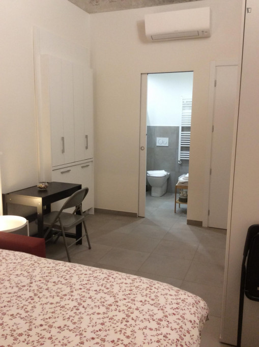 Double ensuite bedroom