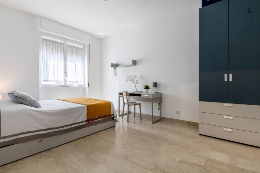 Appealing double bedroom in Feltre - Milan - chambre - ImmoJeune
