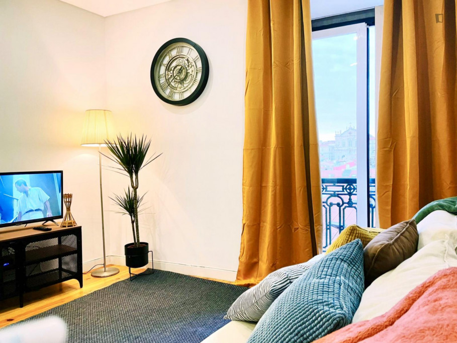 Harmonious 1-bedroom apartment in. classic Bica - Lisbonne - chambre - ImmoJeune