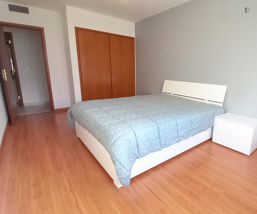 Bright single bedroom in Barreiro - Setubal - chambre - ImmoJeune