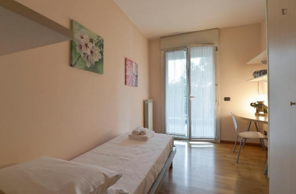 Wonderful 2-bedroom apartment in Navigli - Darsena - Milan - chambre - ImmoJeune