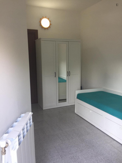 Spacious single bedroom in the hinterland milanese - Milan - chambre - ImmoJeune