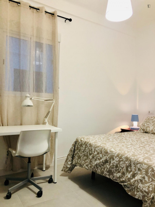 Homely double bedroom in Casco Antiguo - Séville - chambre - ImmoJeune