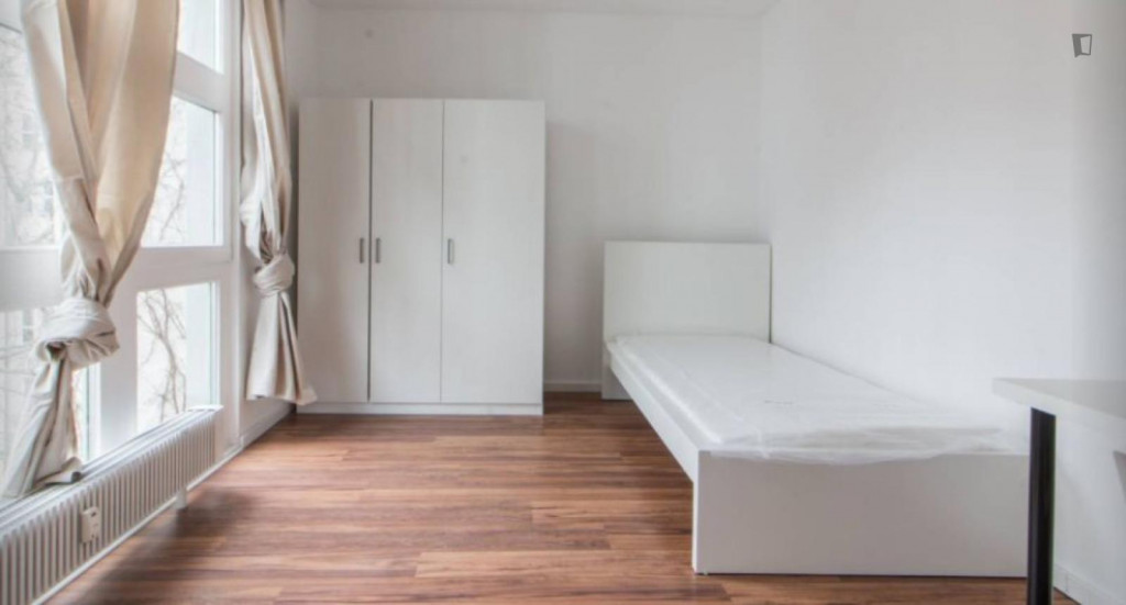 Single bedroom in 3-bedroom apartment - Berlin - chambre - ImmoJeune