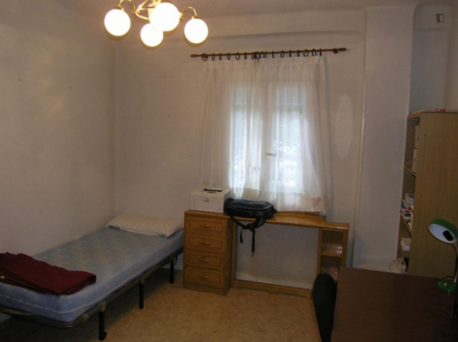 Cosy single bedroom near Universidad San Pablo CEU - Madrid - chambre - ImmoJeune