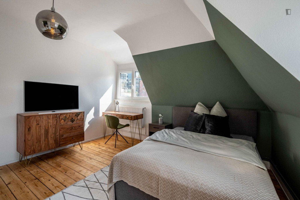 Tasteful single bedroom in Feuerbach - Stuttgart - chambre - ImmoJeune