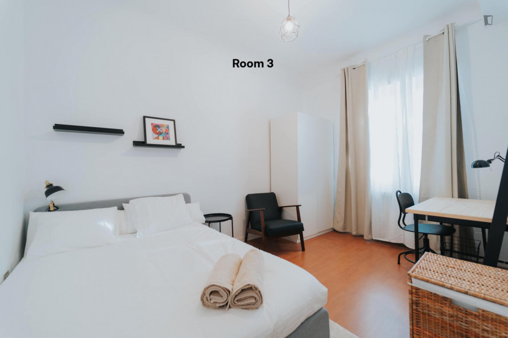 Luminous double bedroom in Chamartin - Madrid - chambre - ImmoJeune