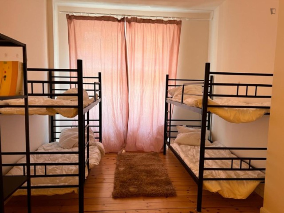 Bed in a comfy 2-bed dorm, in Schöneberg - Berlin - chambre - ImmoJeune