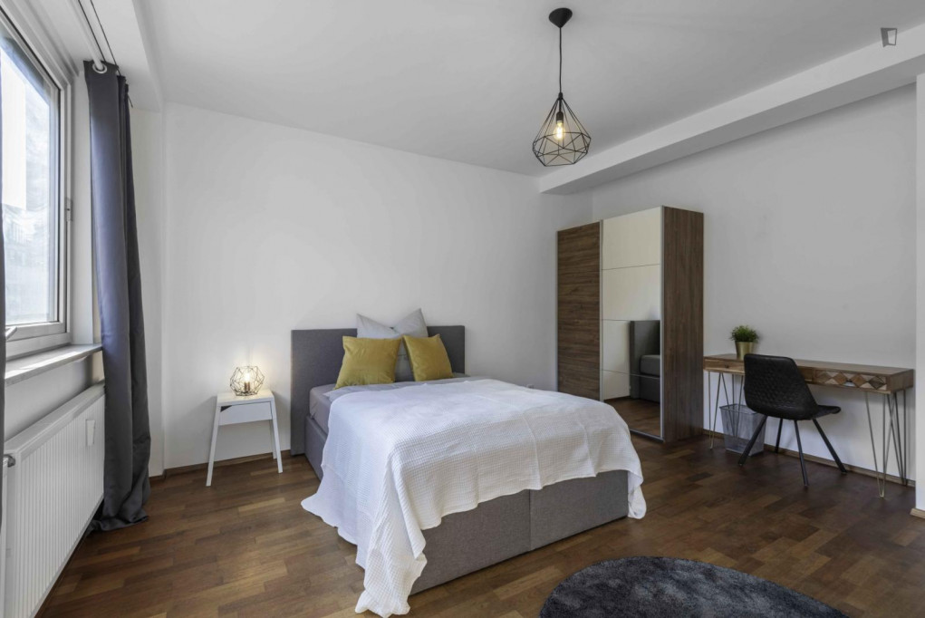 Modern double bedroom in Stuttgart