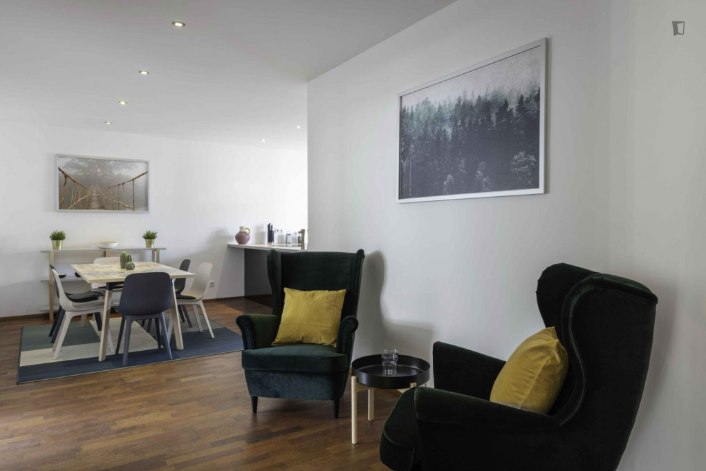 Modern double bedroom in Stuttgart