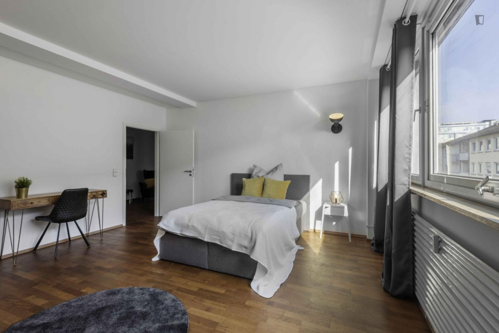 Modern double bedroom in Stuttgart
