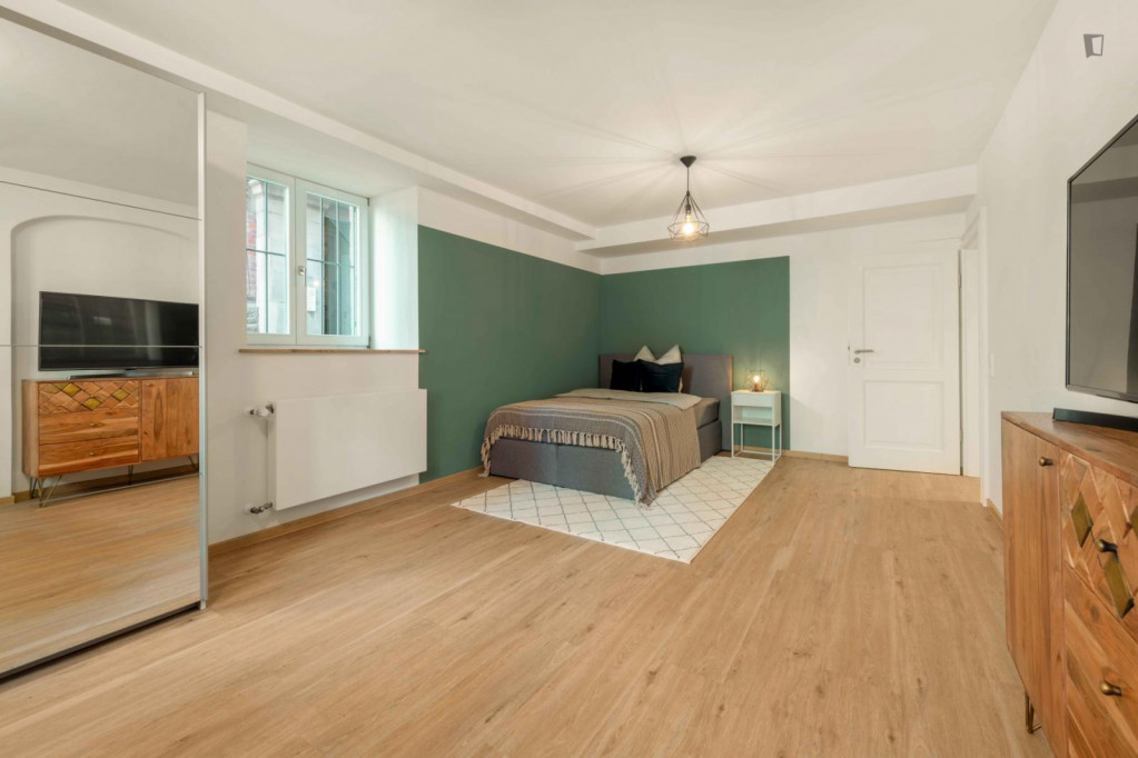 Modern double bedroom in Stuttgart - Stuttgart - chambre - ImmoJeune