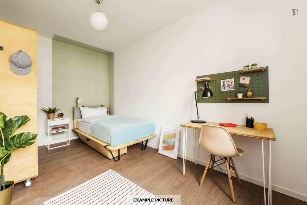 Single Bedroom in a 4 bedroom apartment in Moabit - Berlin - chambre - ImmoJeune