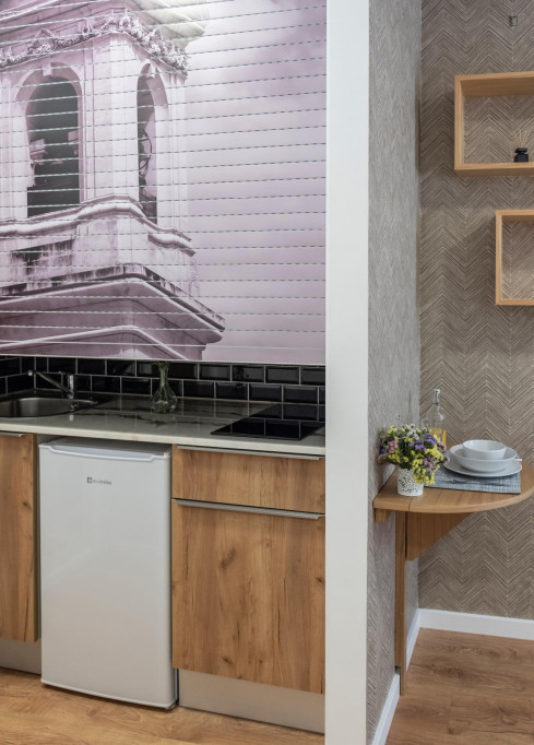 Cool studio in the heart of Coimbra, in Montes Claros