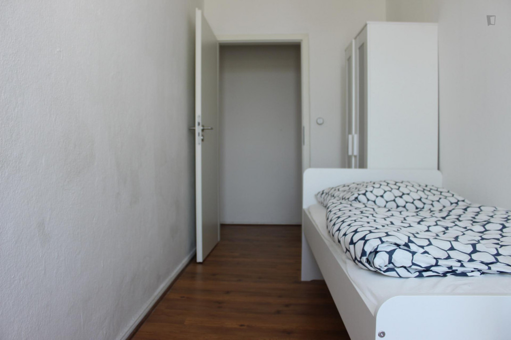 Nice single bedroom in Neukölln
