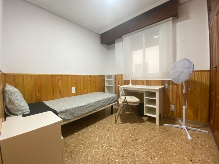 Comfy single bedroom in a student flat, in Morvedre - Valence - chambre - ImmoJeune
