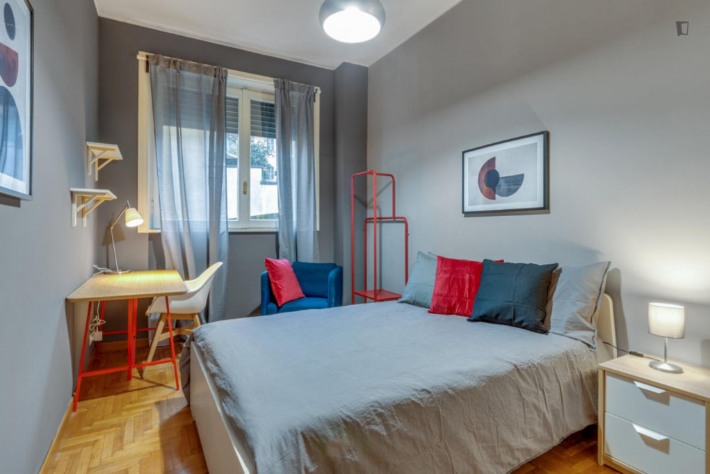 Tasteful single bedroom in a student flat, in the Wagner neighbourhood - Milan - chambre - ImmoJeune