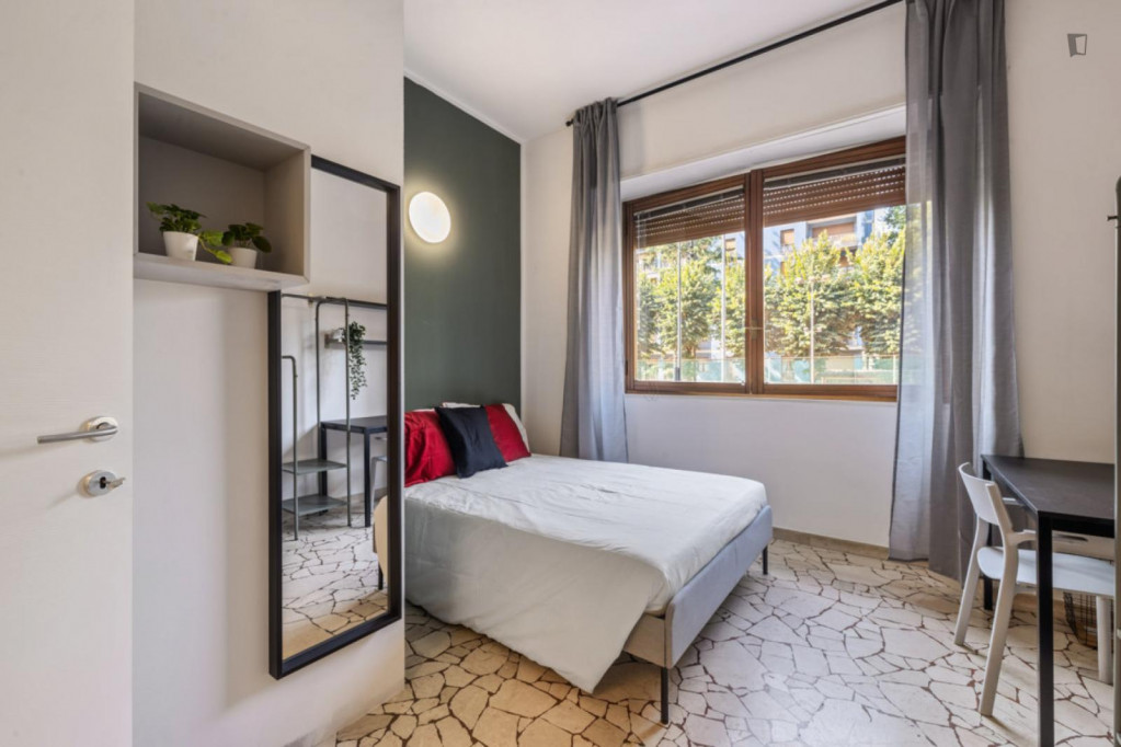 Splendid Double Bedroom located in Sempione neighbourhood - Milan - chambre - ImmoJeune