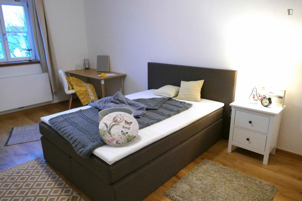 Warm single bedroom in the heart of Munich - Munich - chambre - ImmoJeune