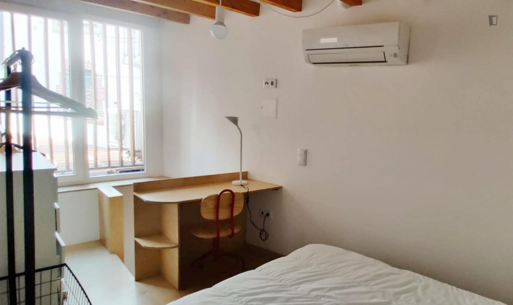 Duplex 1-bedroom apartment close to the University of Coimbra - Coimbra - chambre - ImmoJeune