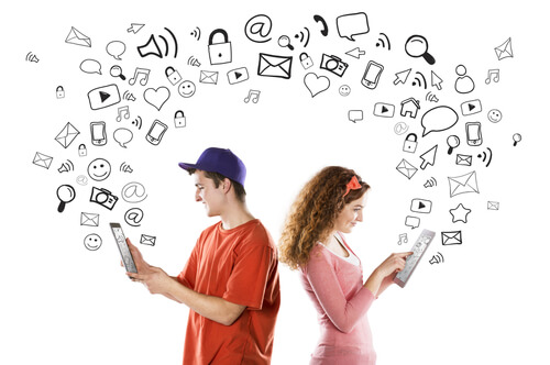 pros and cons of social media 2019