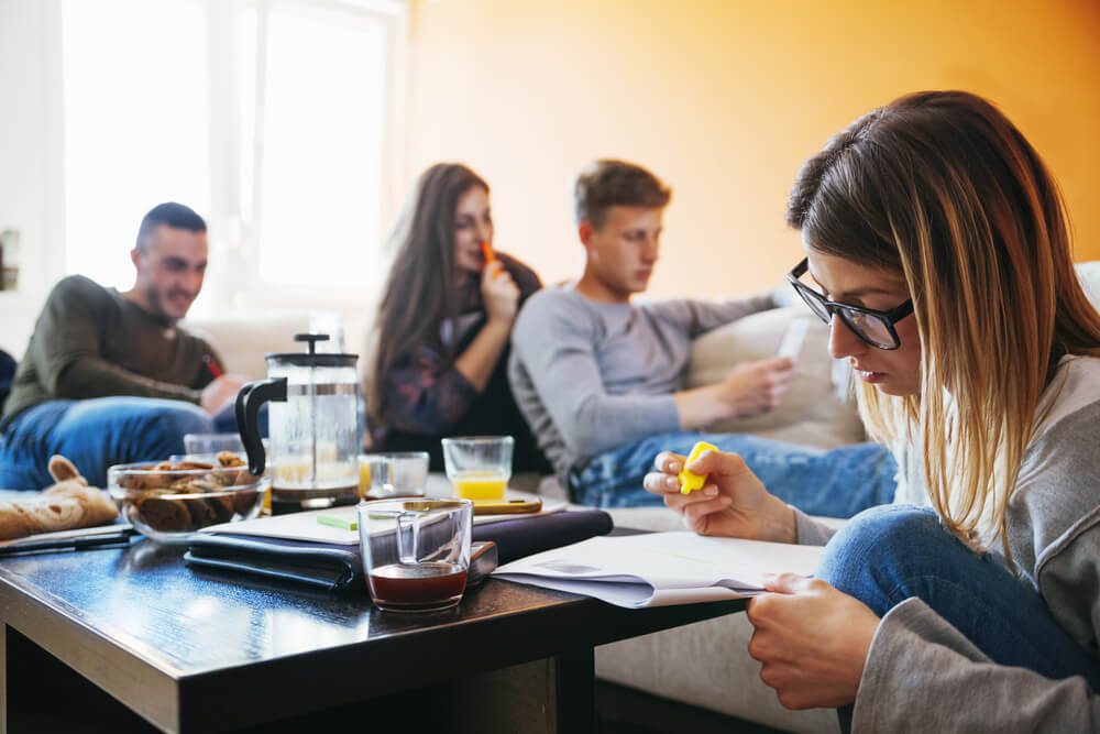 student-studying-casita-shared-room